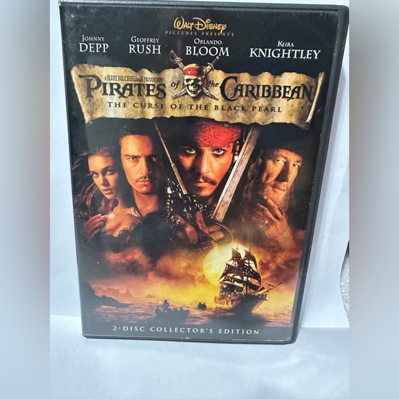 Set Sail with Pirates of the Caribbean: The Curse of The Black Pearl - Picture 1 of 4